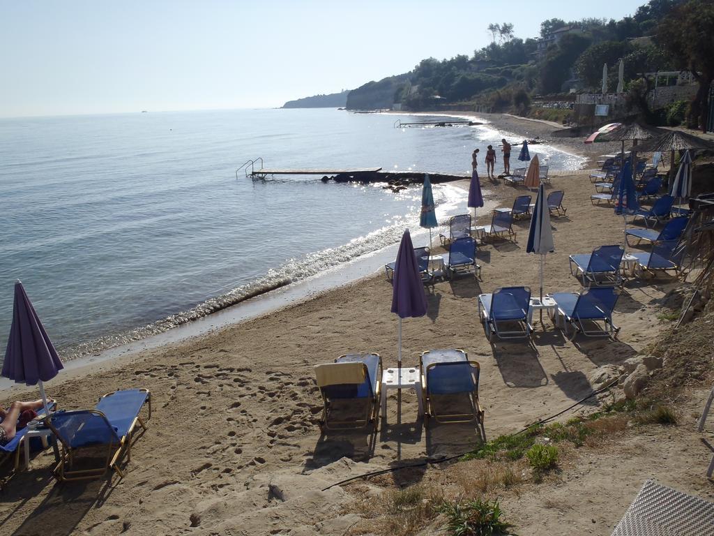 Loukas Apartments On The Waves Трагакі Номер фото